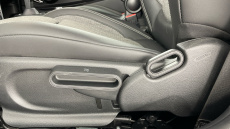 MINI Hatchback 135kW Cooper S Level 2 33kWh 3dr Auto Electric Hatchback